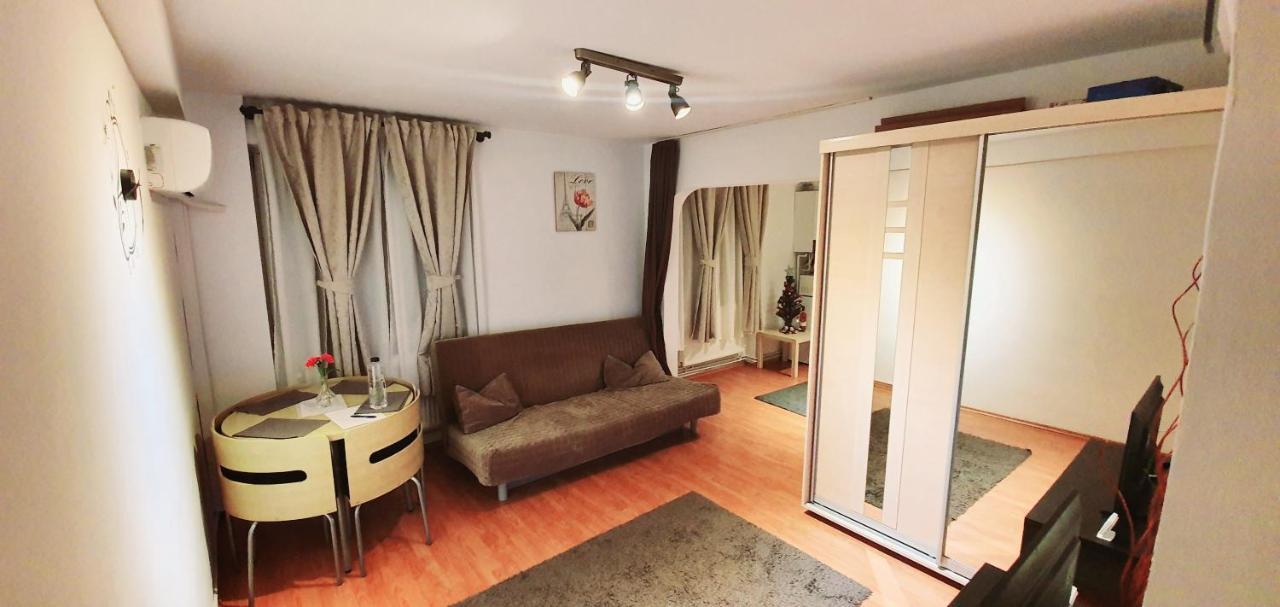 Patria Studio Bucharest Exterior photo